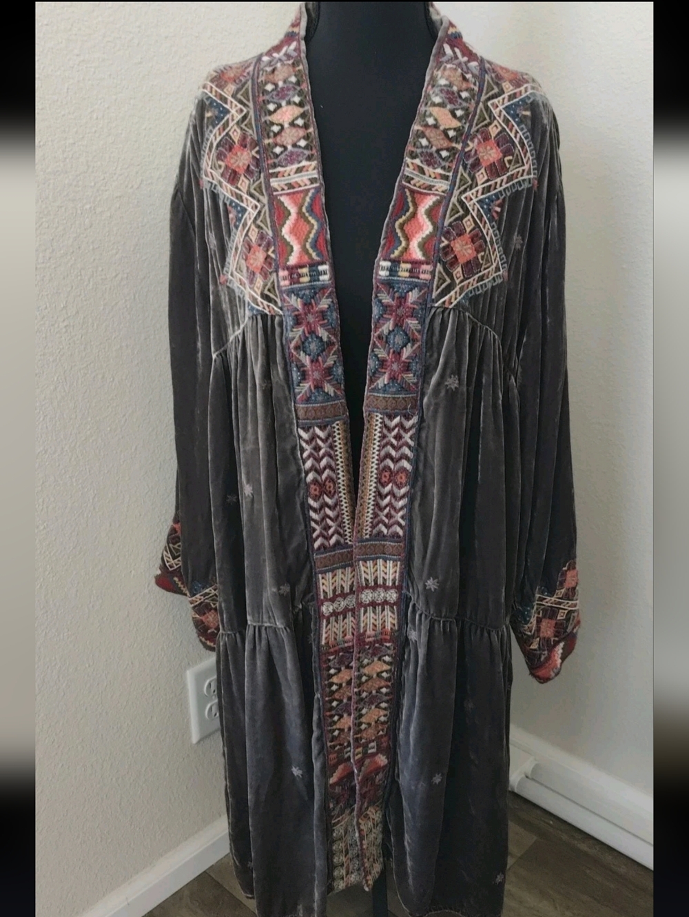 JW Los Angeles Velvet and Silk Midi Length EMBROIDERED KIMONO